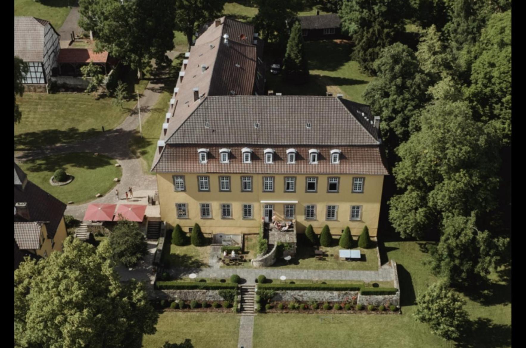 Hotel Schloss Hoehnscheid Bad Arolsen Bagian luar foto