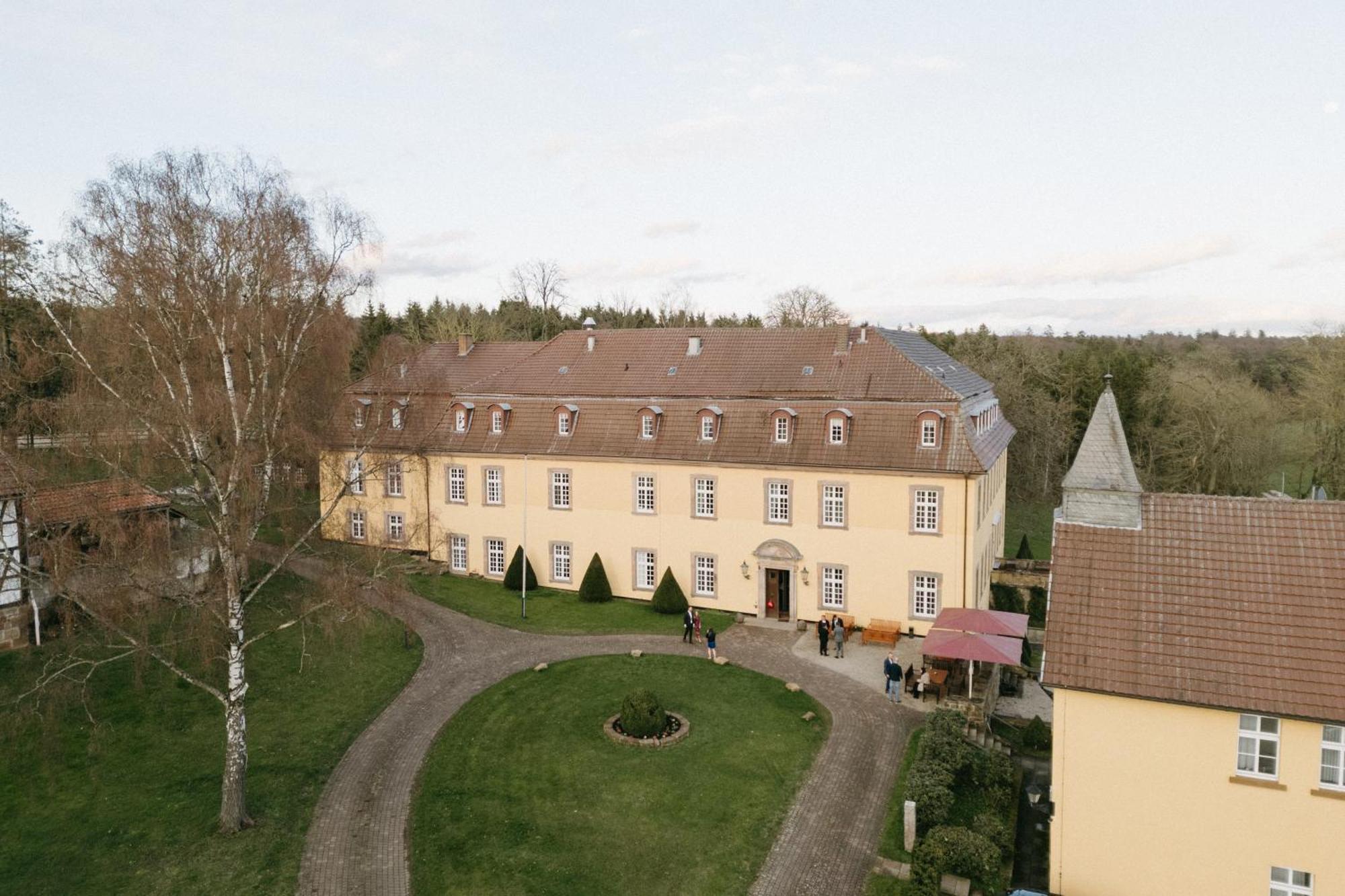 Hotel Schloss Hoehnscheid Bad Arolsen Bagian luar foto